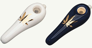 Ceramic 'leafe' handpipe