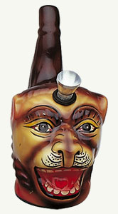 Ceramic 'lion' smoking pipe
