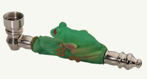 Metal 'kermit' smoking pipe