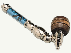 Metal 'leaf' smoking pipe